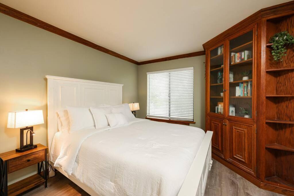 Chic Condo Steps From Petco Park San Diego Exterior foto