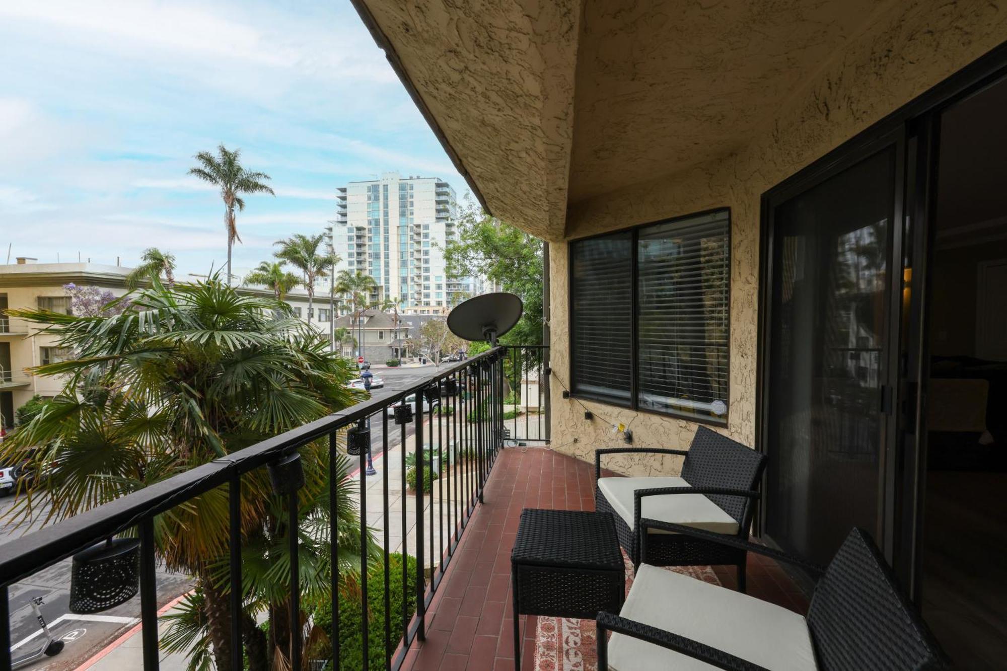 Chic Condo Steps From Petco Park San Diego Exterior foto